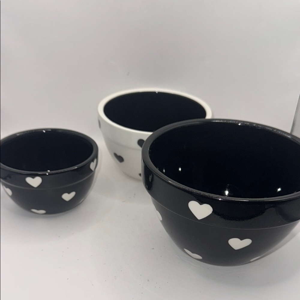 Heart Patterned Black and White nesting Bowls